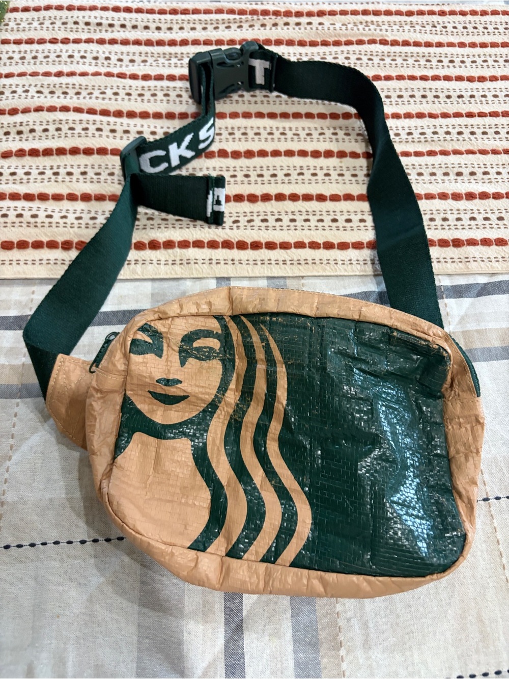 Starbucks Green and Tan Logo Crossbody Belt Bag - Picture 3 of 6